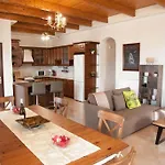 Aurelia Kefalonia Villa *